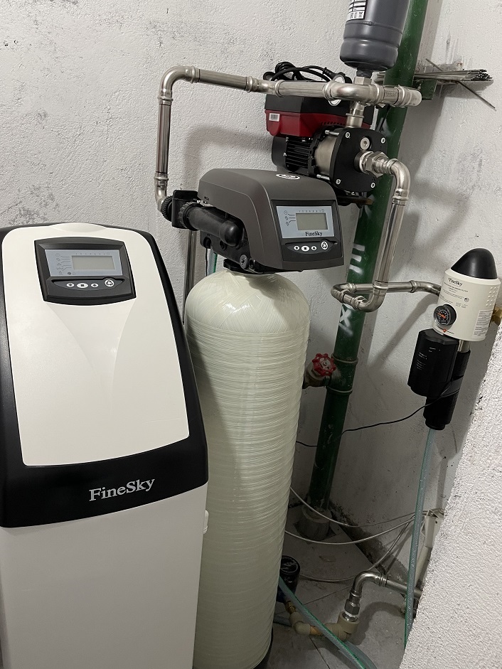 法茲前置過(guò)濾器+中央凈水機(jī)+軟水機(jī)