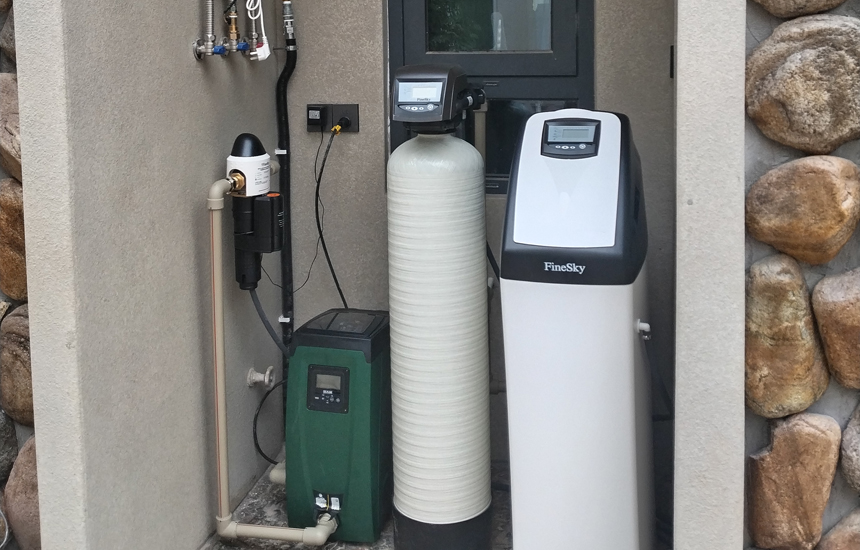 東莞寶湖山莊客戶安裝前置過濾器+中央凈水機(jī)+中央軟水機(jī)(圖2) 微信圖片_20251021215839_204_22.jpg